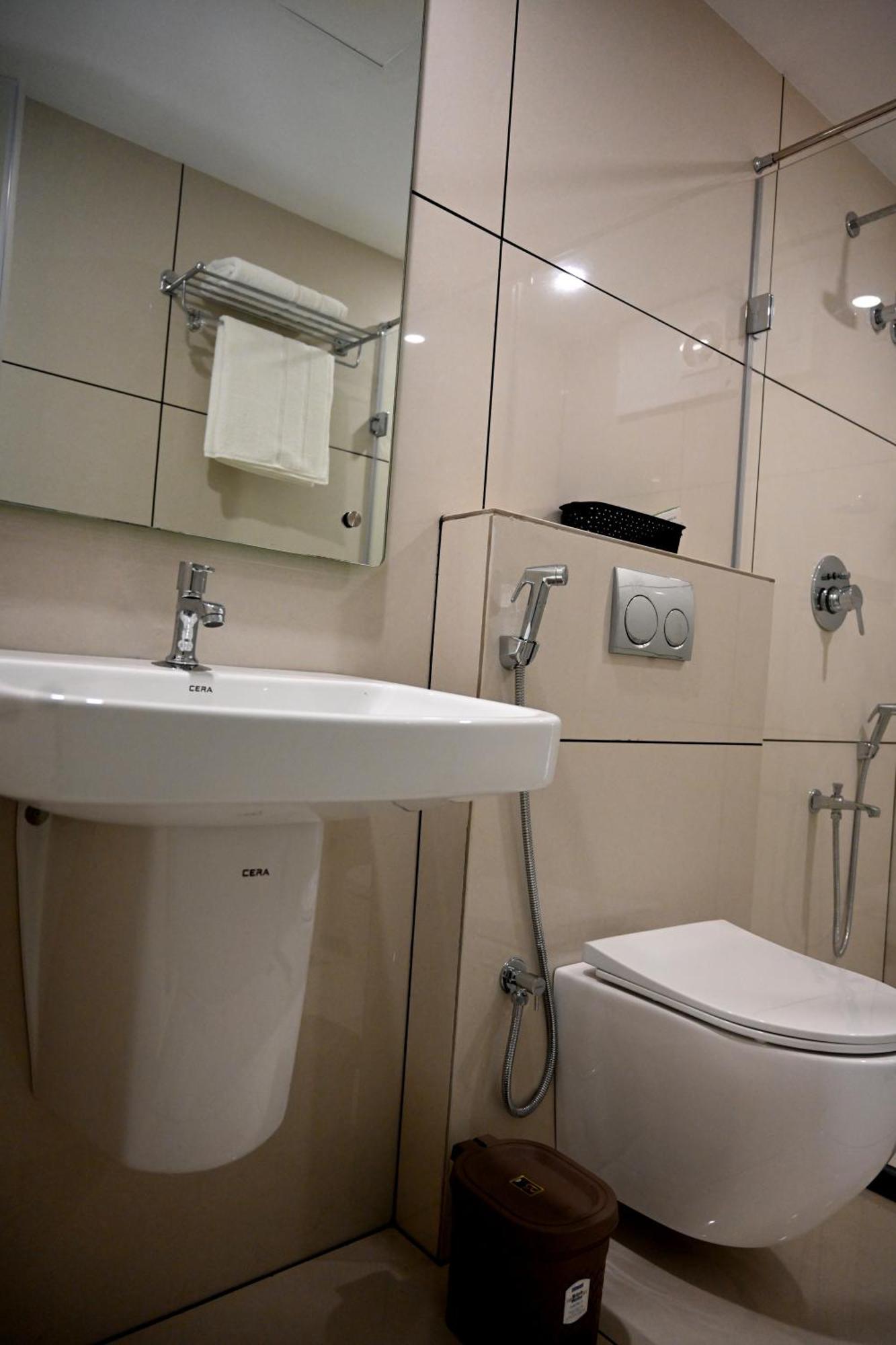 Harley Residency Hotell Kannur Exteriör bild